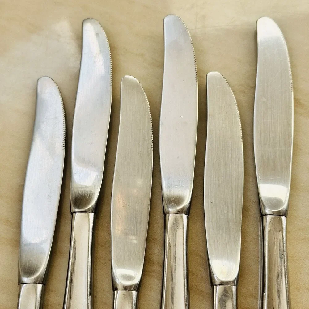 6pc INTERNATIONAL Whispering Leaves-Autumn Leaf Stainless Dinner Knives 8 1/4”